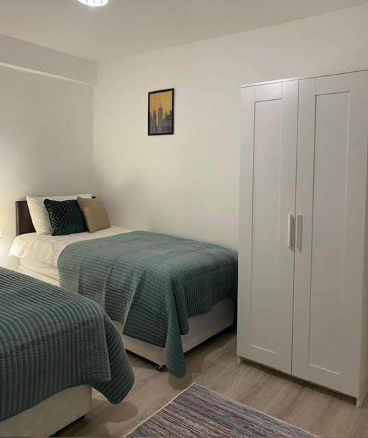 Private Room In Sidmouth Street, Kings Cross London Exterior photo